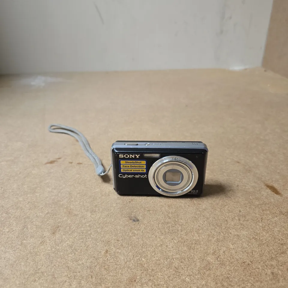 SONY CYBER-SHOT DSC-S950 DIGITAL CAMERA – 10.1MP, STEADYSHOT, 4X OPTICAL ZOOM