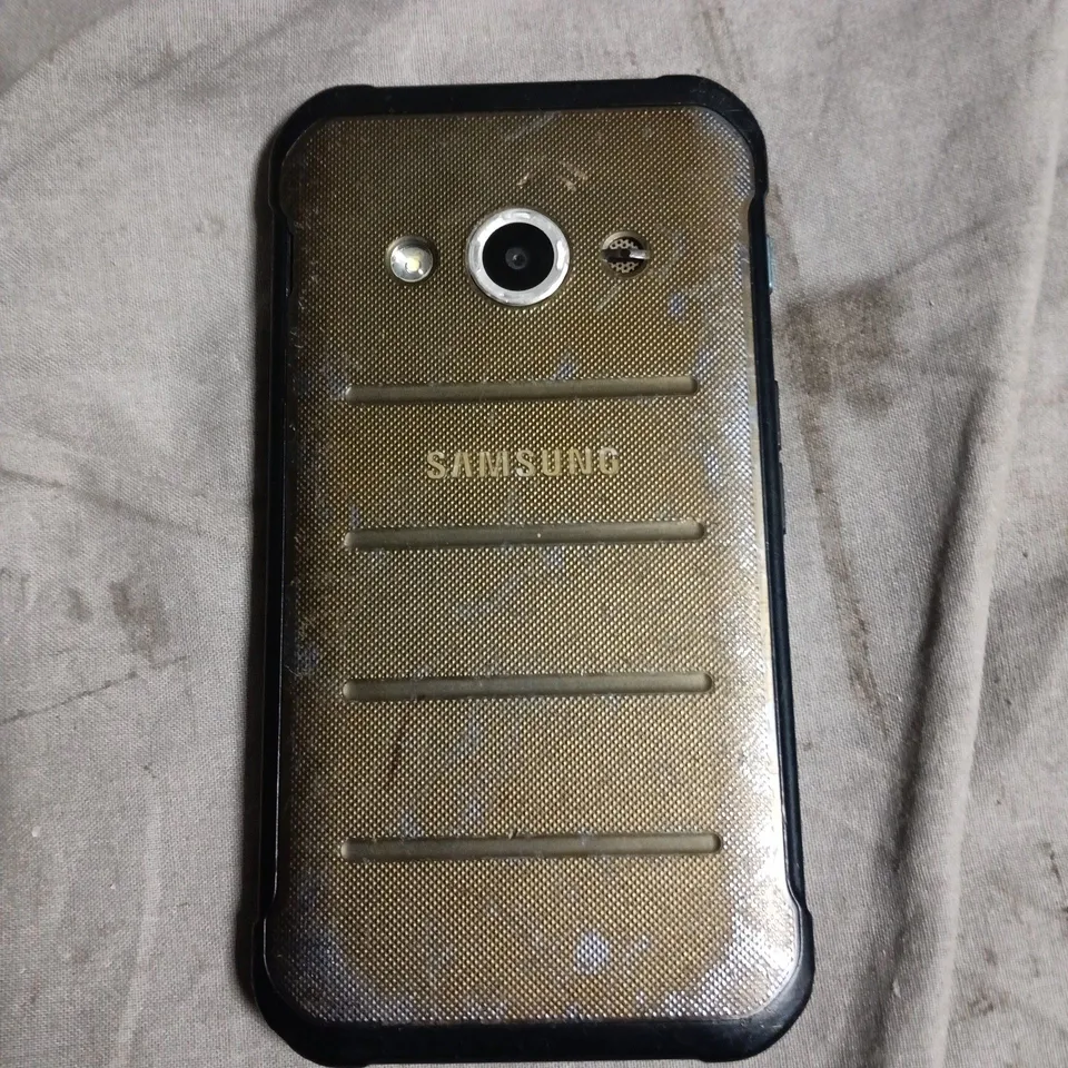 SAMSUNG GALAXY XCOVER 3 SMARTPHONE