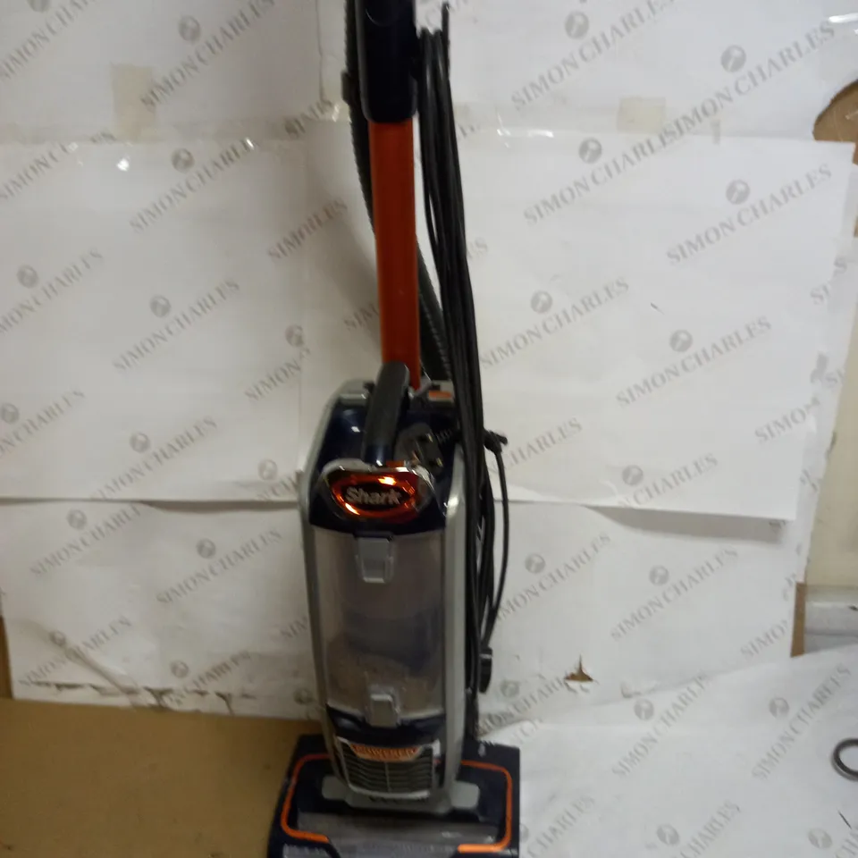 SHARK UPRIGHT VACUUM CLEANER