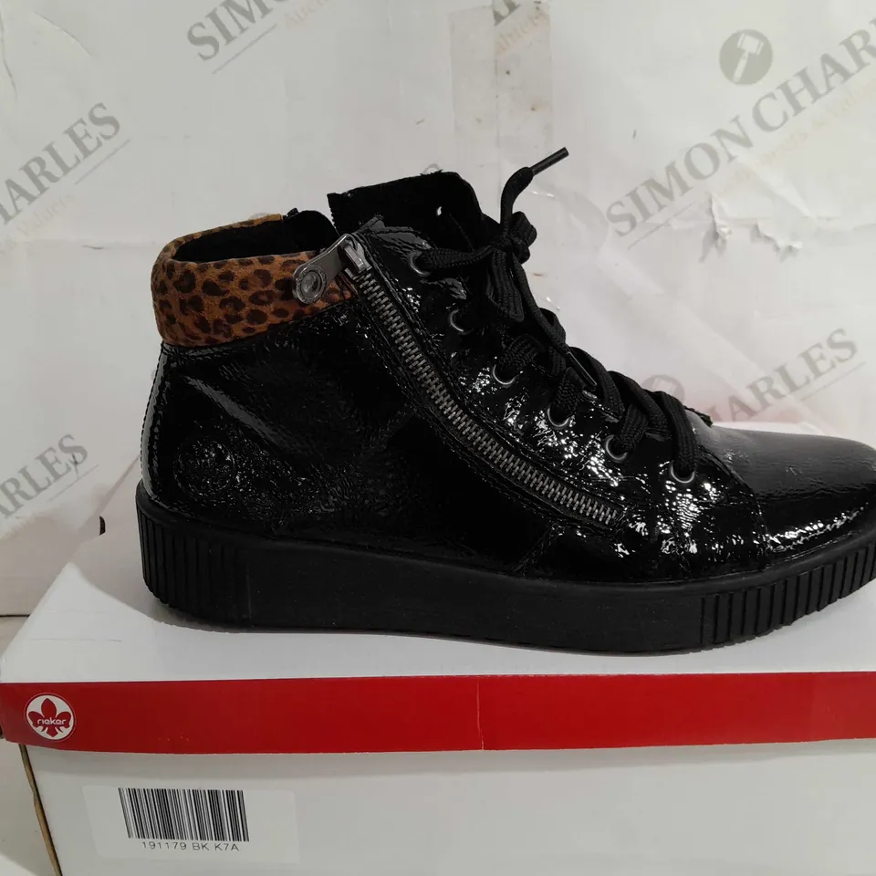 BOXED RIEKER HIGH TOP CUFFED SHOES, LEOPARD/BLACK - SIZE 7.5