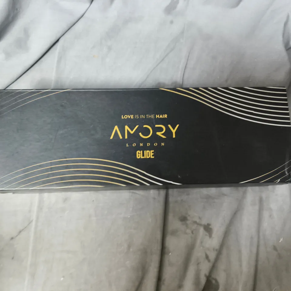 GLIDE HAIR CARE BOX – LONDON 