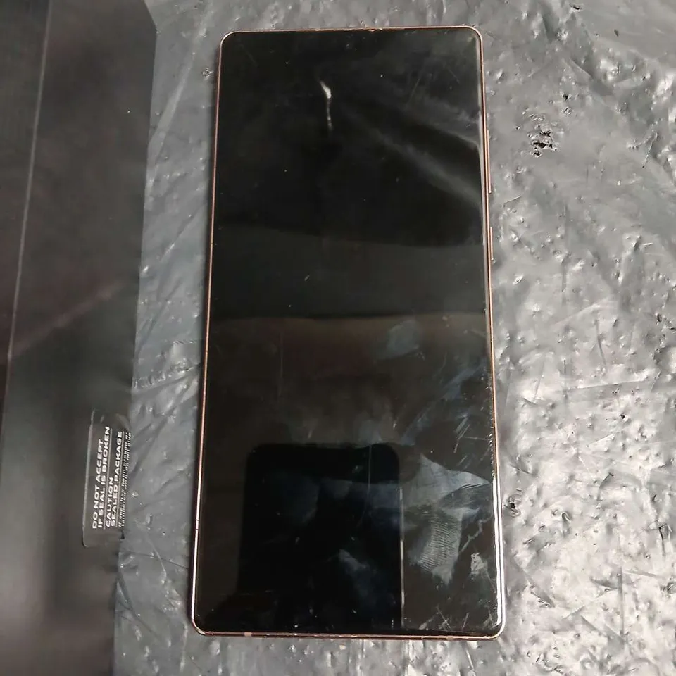 SAMSUNG GALAXY NOTE20 ULTRA 5G SMARTPHONE – MYSTIC BRONZE