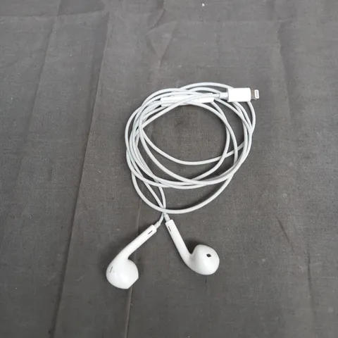 APPLE WIRED EARPHONES