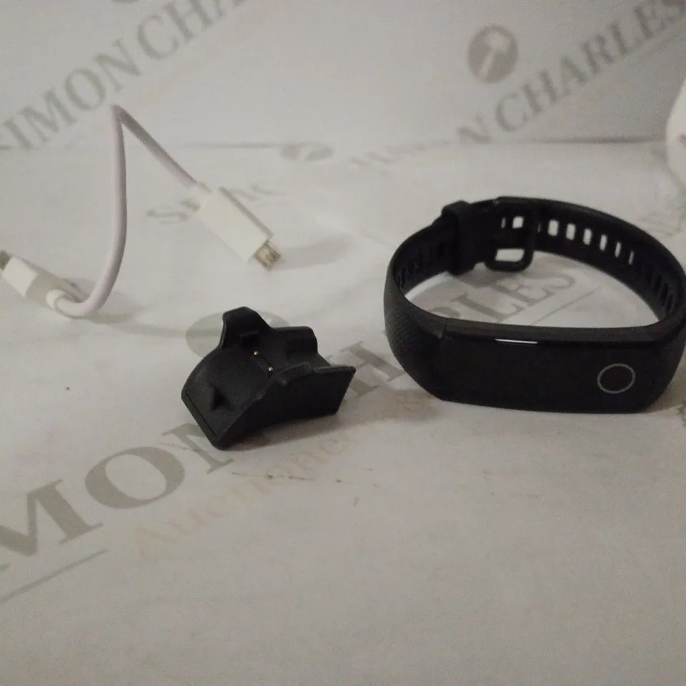 HONOR BAND 5 AMOLED DISPLAY