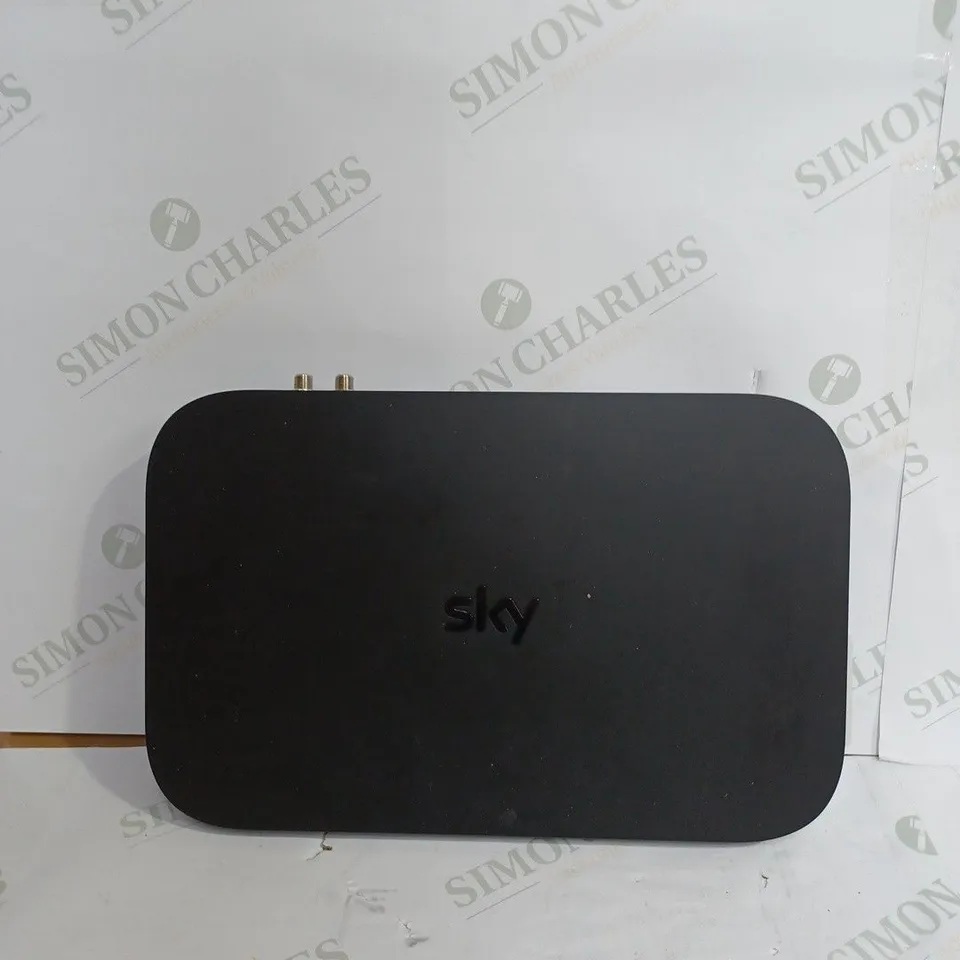 SKY Q BOX MODEL ES130 WITH 1 TBYTE HARD DRIVE