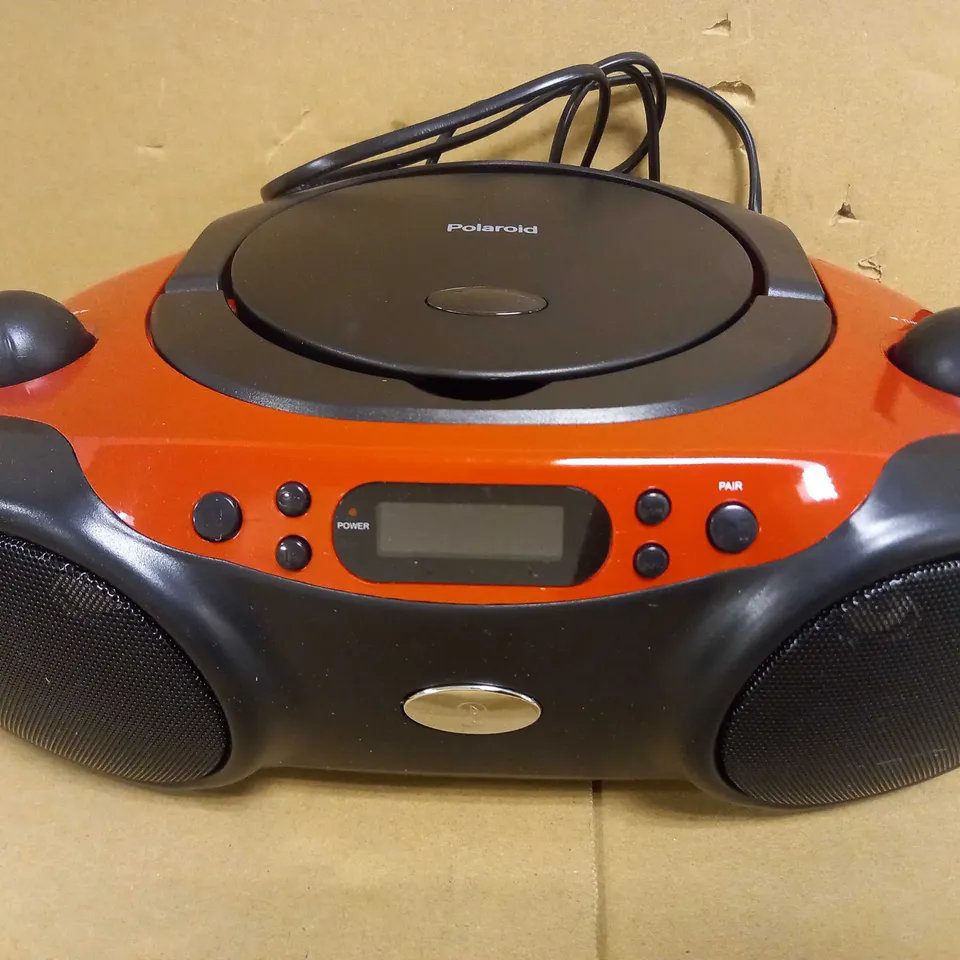 POLAROID BLUETOOTH CD BOOMBOX BLACK/RED