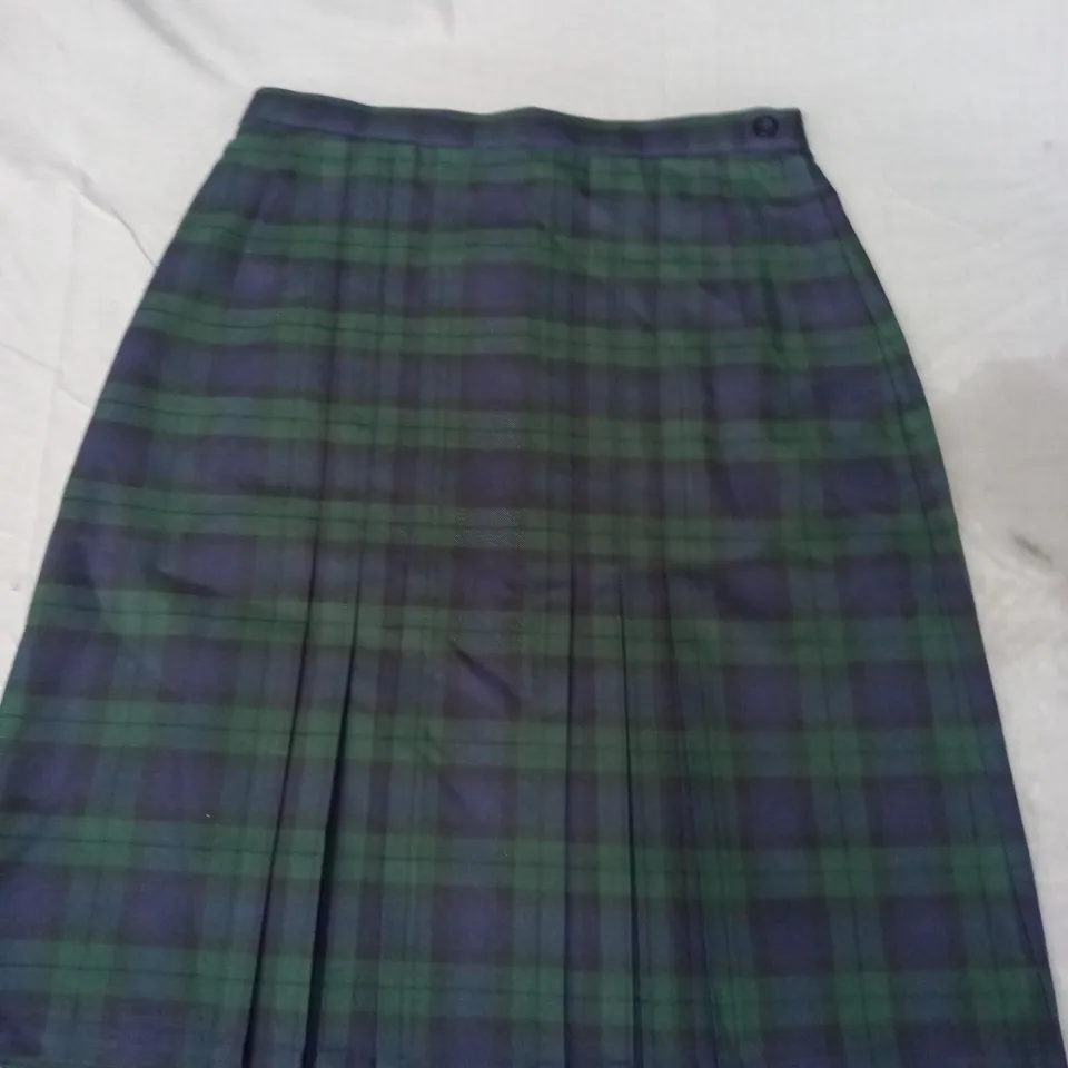 BROMLEY SCHOOLWEAR CHECK SKIRT SIZE 28/22