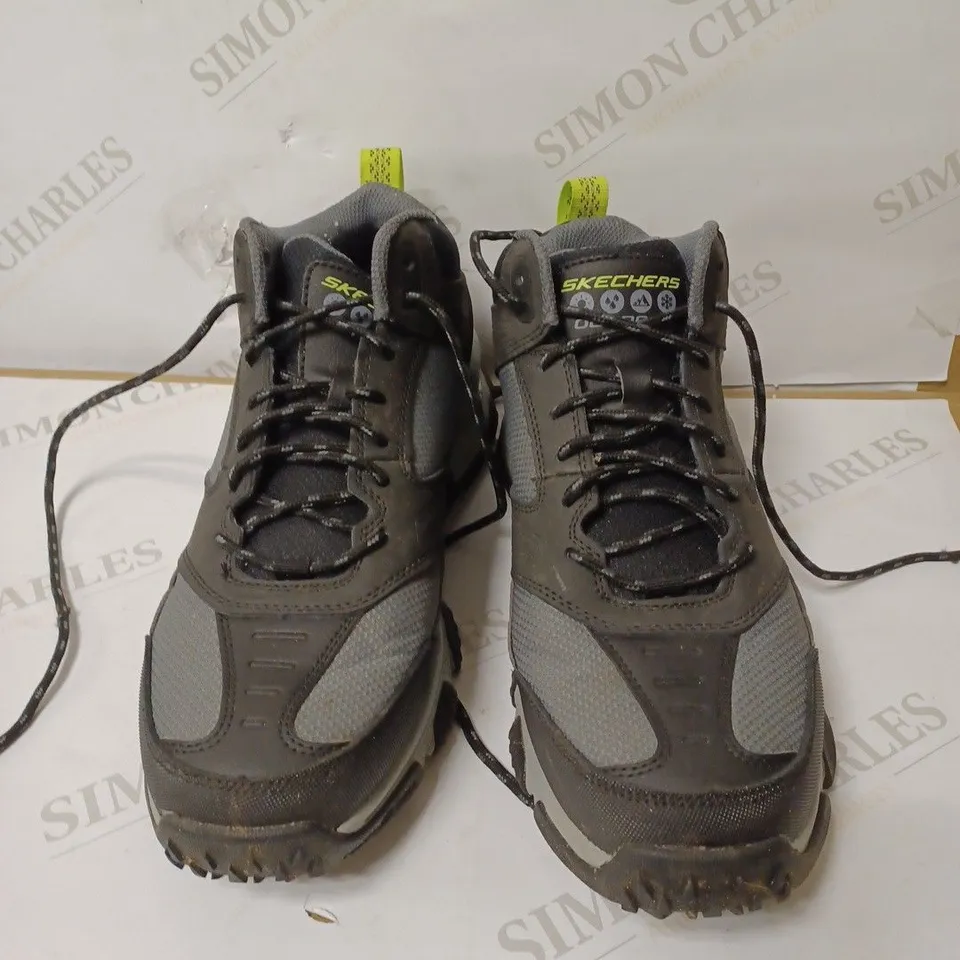 SKECHERS MEN'S SKECH-AIR ENVOY HIGH-TOP OUTDOOR SHOES, BLACK, UK 8