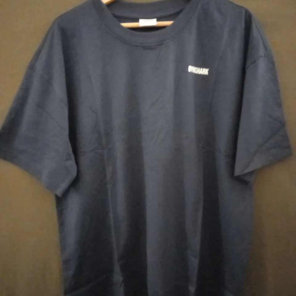 GYMSHARK OVERSIZED ROUND NECK T-SHIRT IN NAVY - MEDIUM
