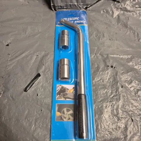 TELESCOPIC WHEEL NUT WRENCH