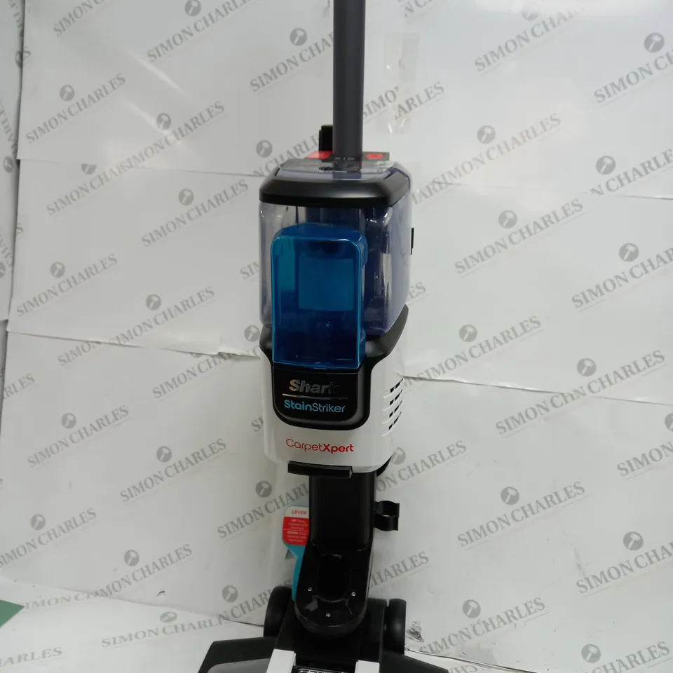 SHARK CARPET XPERT DEEP CARPET CLEANER & BUILT IN STAIN STRIKER EX200UK - COLLECTION ONLY