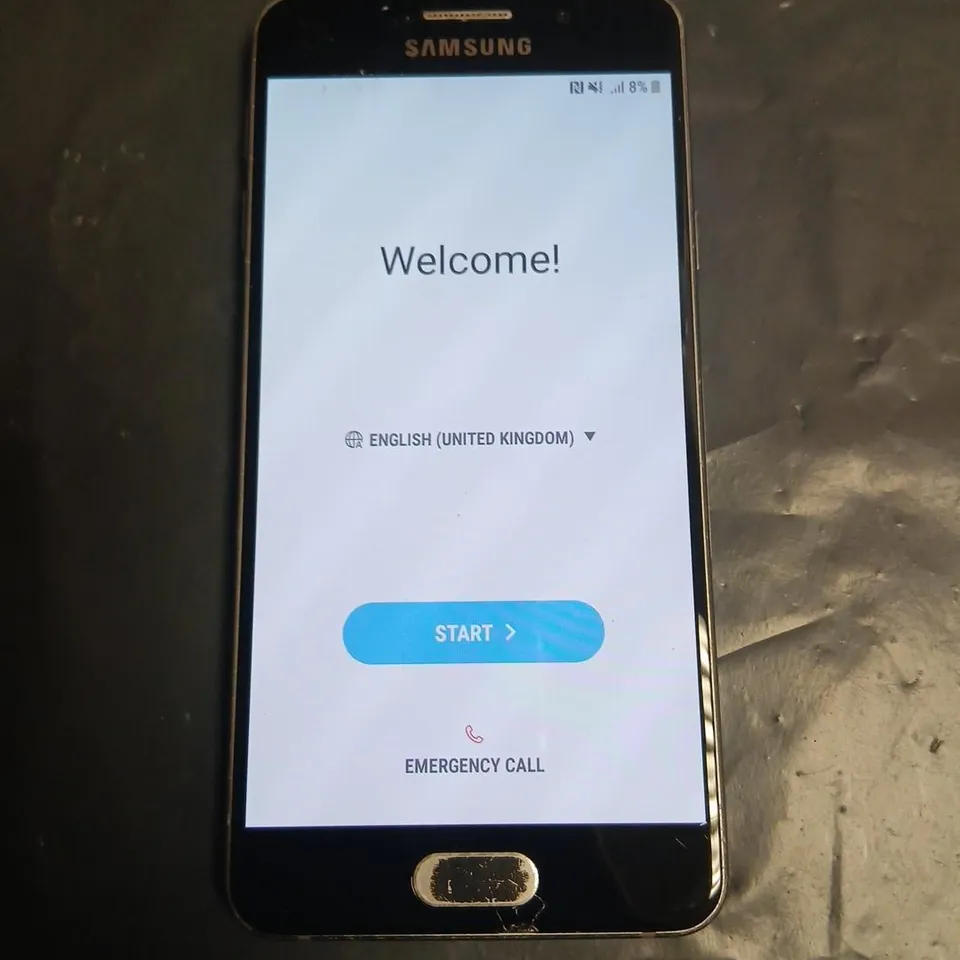  SAMSUNG GALAXY A3 SMARTPHONE – BLACK 