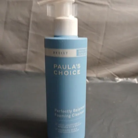 PAULA'S CHOICE PERFECTLY BALANCED FOAMING CLEANSER  - 190ML