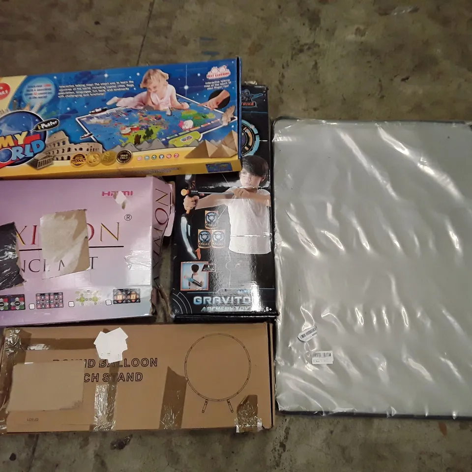 PALLET OF ASSORTED PRODUCTS INCLUDING JIGSAW PUZZLE BOARD, ROUND BALLOON ARCH STAND, ARCHERY TOY, DANCE MAT, KIDS WORLD MAP