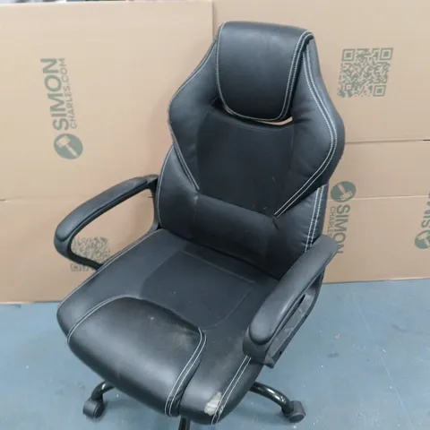 UNBRANDED SWIVEL GAMING CHAIR IN BLACK