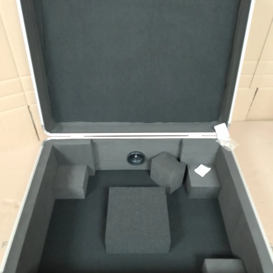 LOCKABLE FOAM INTERIOR METAL CASE