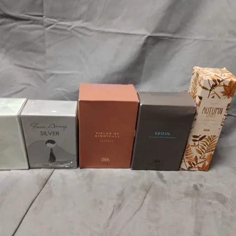 APPROXIMATELY TEN ASSORTED BOXED FRAGRANCES TO INCLUDE; AVON, ZARA, KIMBIE AND TED BAKER