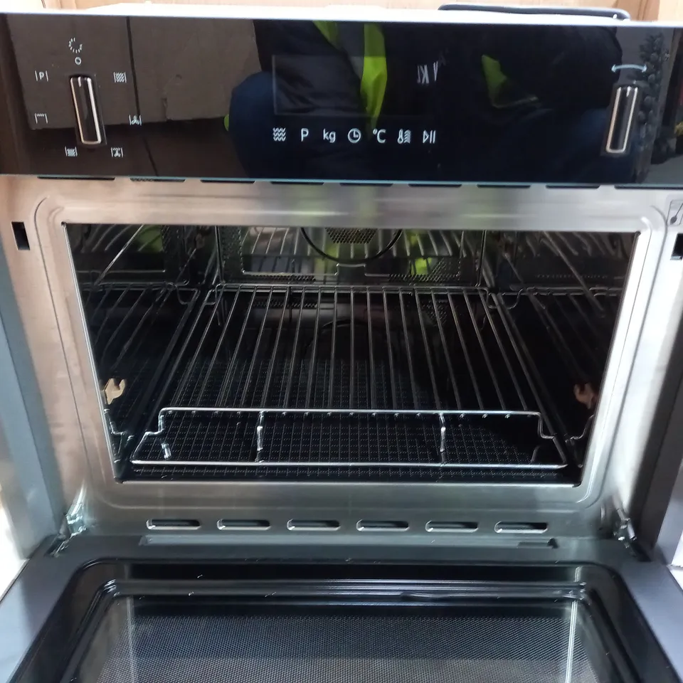 NEFF C1AMG84N0B 44 LITRE COMBINATION MICROWAVE - STAINLESS STEEL - COLLECTION ONLY