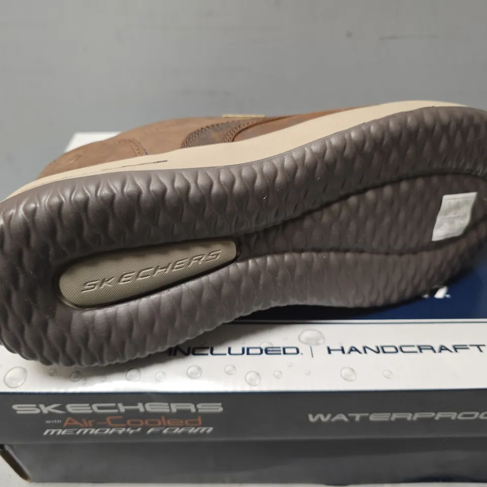 BOXED SKETCHERS AIR COOLED DARK BROWN SHOES - UK 9 