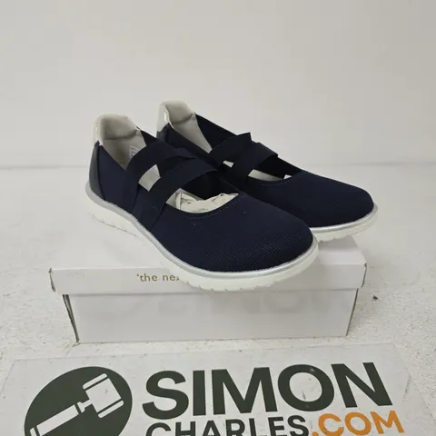 DR KELLER NAVY SNEAKERS – ANITA, SIZE 8