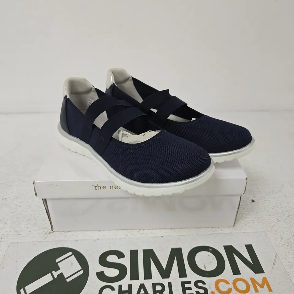 DR KELLER NAVY SNEAKERS – ANITA, SIZE 8