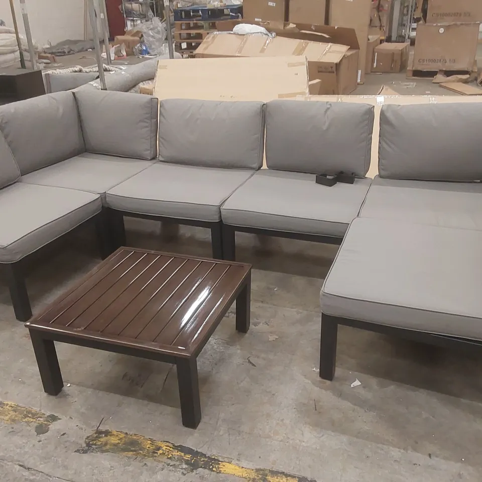 6-PERSON SECTIONAL GARDEN SEATING GROUP WITH CUSHIONS