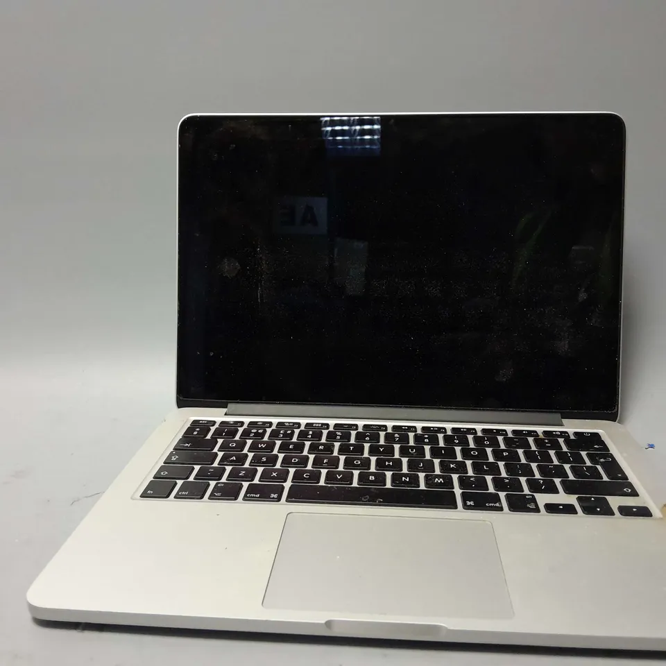 APPLE MACBOOK PRO 1502