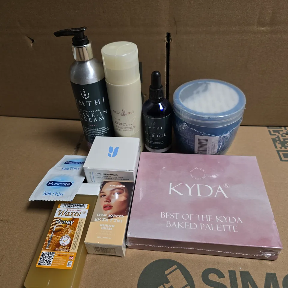 APPROXIMATELY 15 ASSORTED HEALTH & BEAUTY PRODUCTS TO INCLUDE BAKED PALETTE, WAXEE AND NEAL WOLF 
