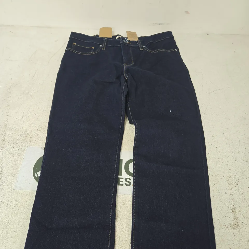 LEVI'S 312 SHAPING SLIM JEANS – DARK DENIM – 31 X 30