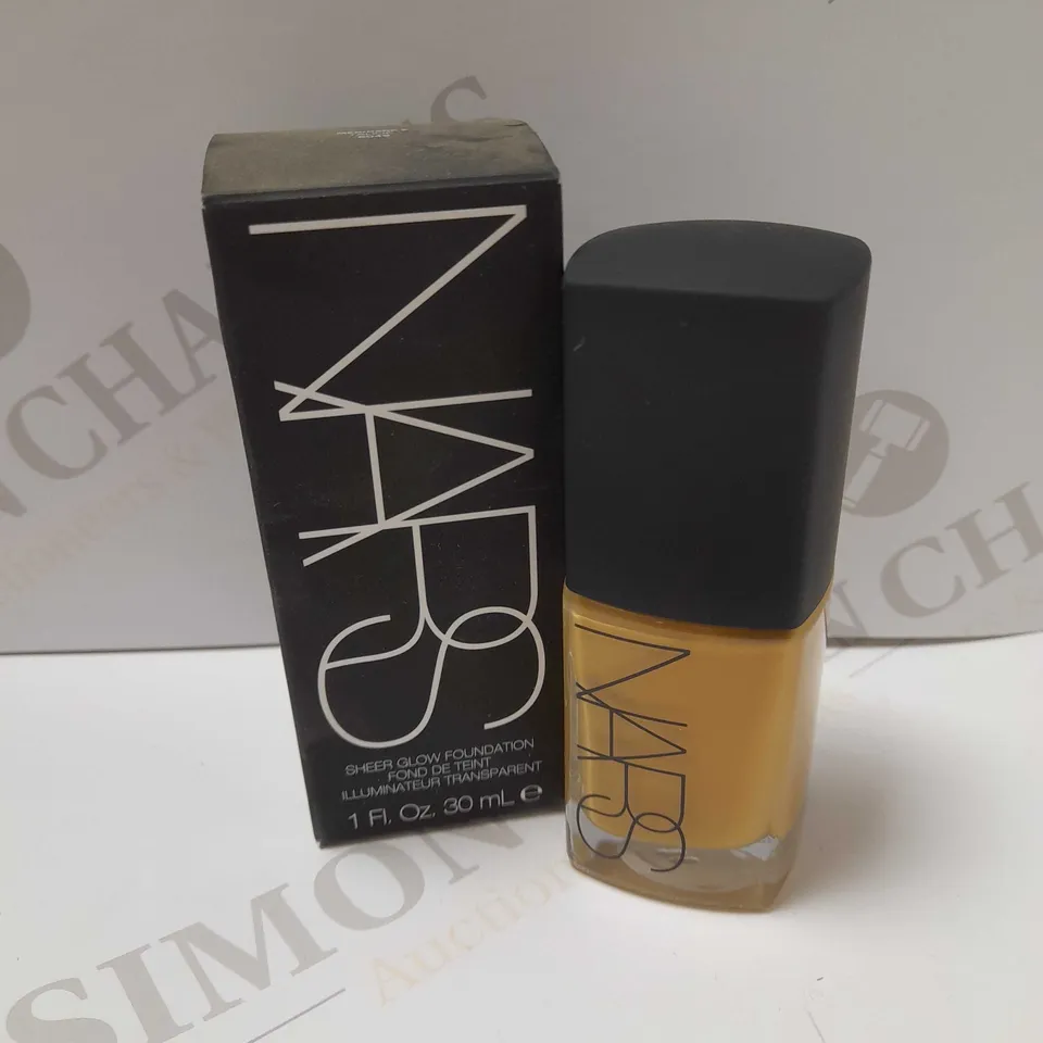NARS SHEER GLOW FOUNDATION 30ML - MED/DARK 2 TAHOE 