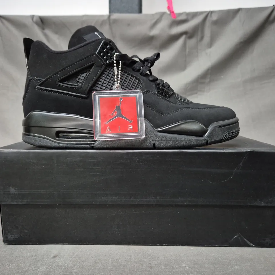 BOXED PAIR OF NIKE AIR JORDAN 4 RETRO SHOES IN BLACK UK SIZE 9