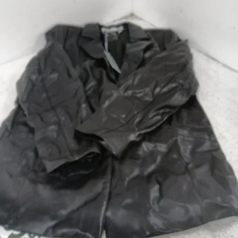 RUTH LANGFORD FASHION BLACK LEATHER/LEATHER-LOOK JACKET - UK18