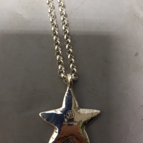 BOXED DANIELLA DRAPER SILVER MAXI STAR NECKLACE