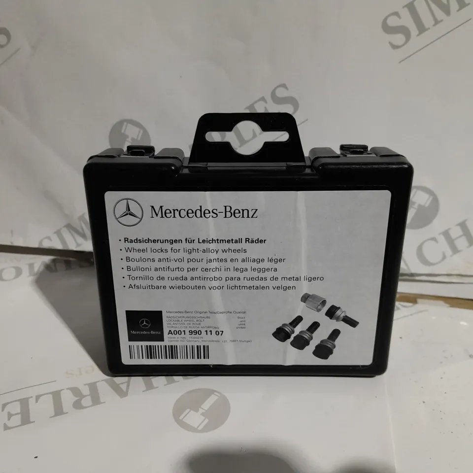 BOXED MERCEDES-BENZ WHEEL LOCKS FOR LIGHT-ALLOY WHEELS