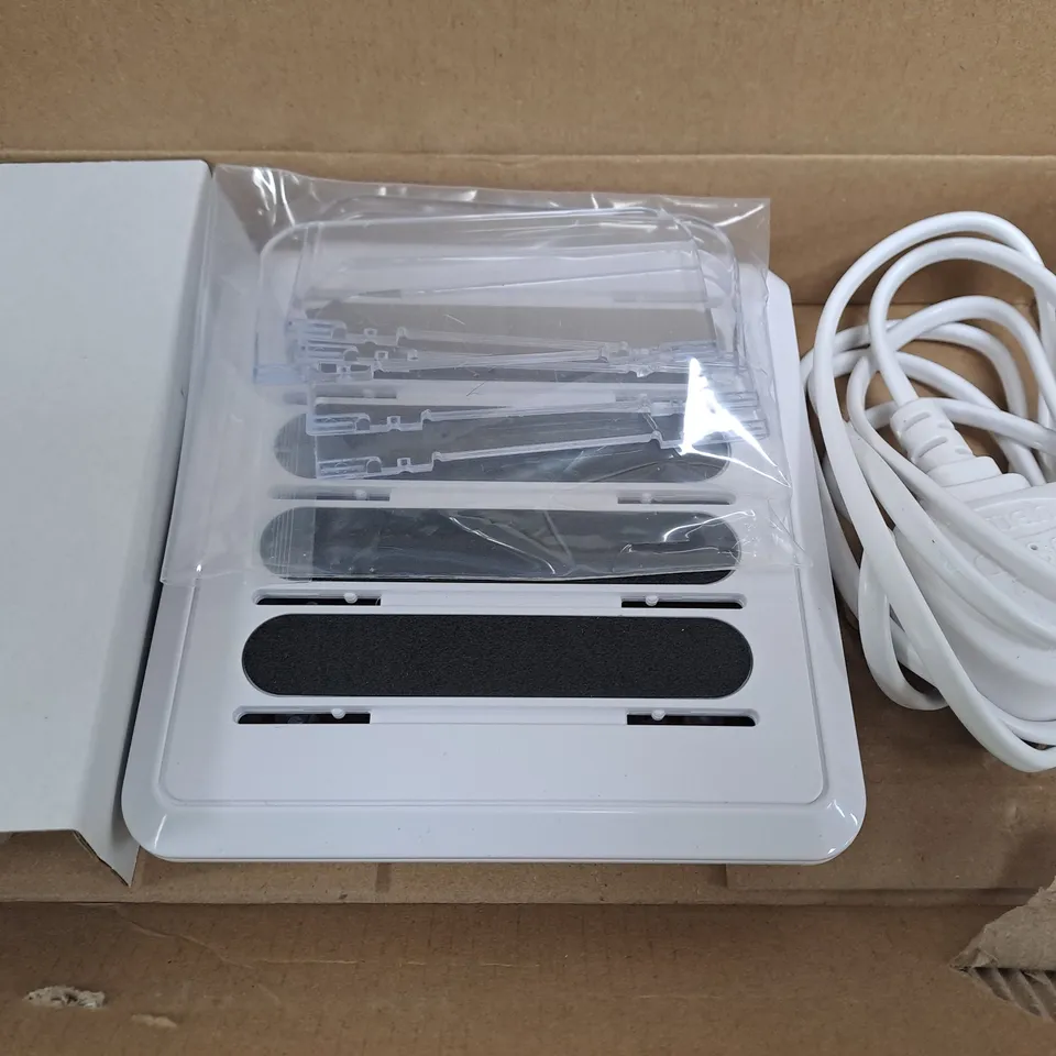 BOXED BELL & HOWELL MULTI DEVICE USB CHARGING STATION