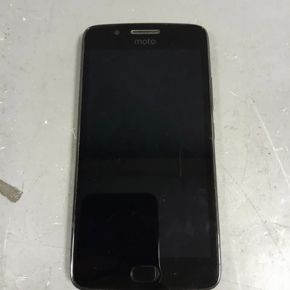 MOTOROLA MOTO SMARTPHONE - MODEL UNSPECIFIED