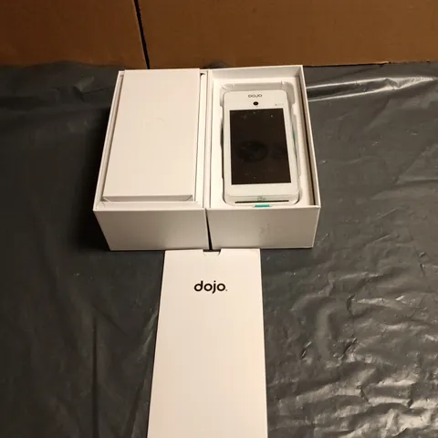 DOJO GO MODEL A920 CARD READER WITH INSTRUCTIONS BOXED