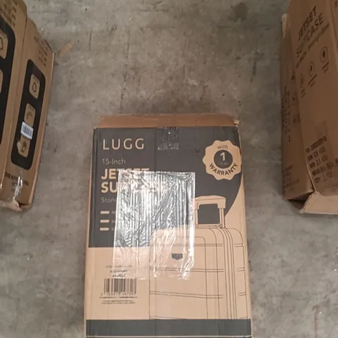 BOXED LUGG TRAVEL SUITCASE