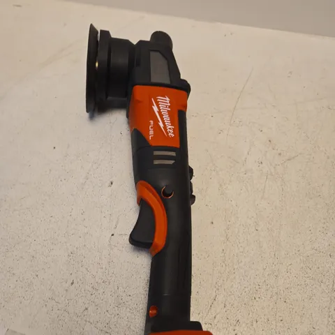 MILWAUKEE M18 FUEL FROP15-0 18V BRUSHLESS 125MM RANDOM ORBITAL POLISHER