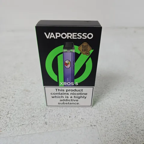 BOX OF APPROXIMATELY 30 ASSORTED VAPORESSO  E CIG ITEMS 