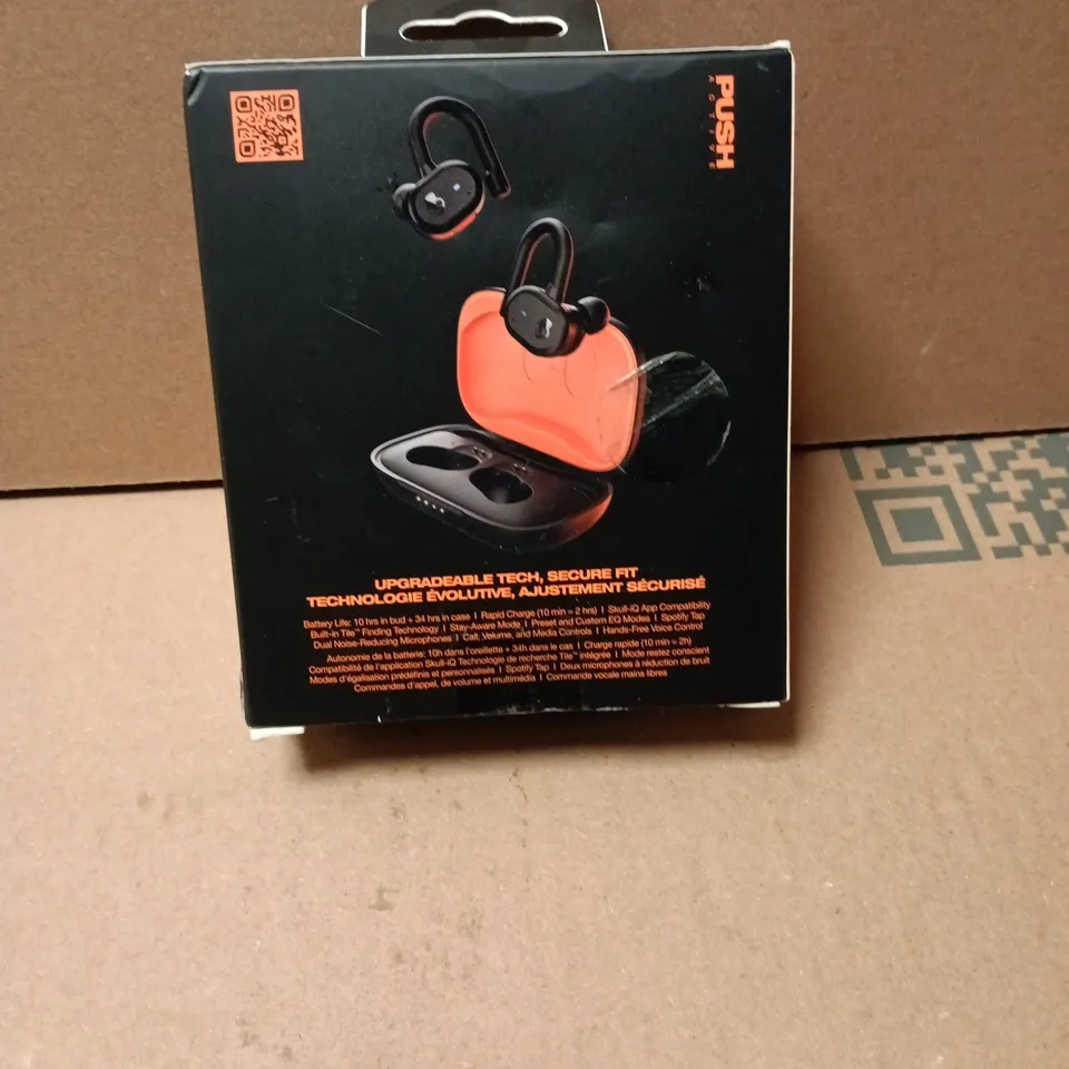 PUSH ACTIVE TRUE WIRELESS EARBUDS – BLACK/ORANGE