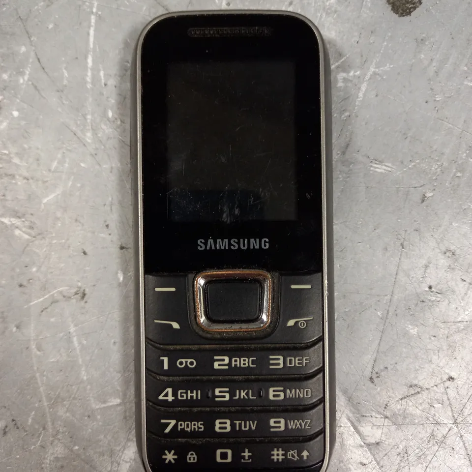 SAMSUNG GT-E1230 MOBILE PHONE 