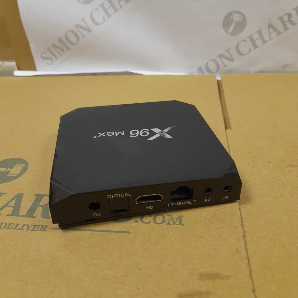 ANDROID TV BOX 4GB RAM 32GB ROM
