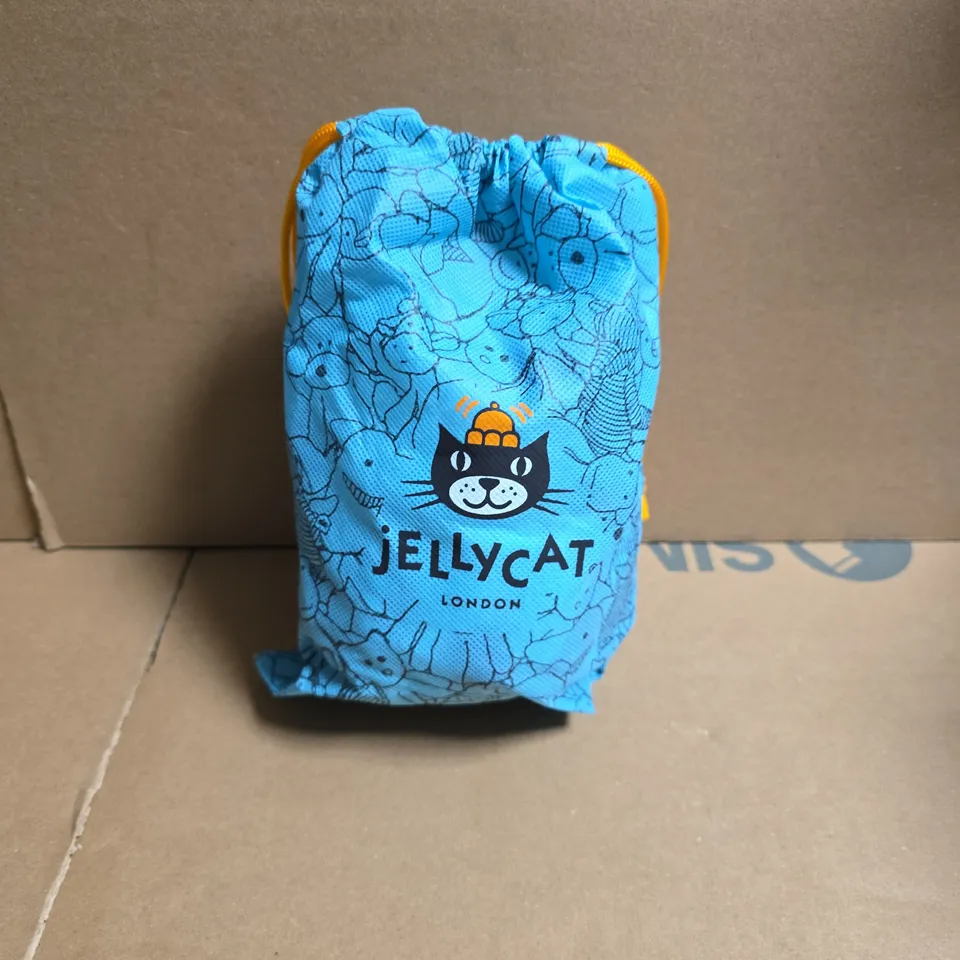 JELLYCAT LONDON - CHERI CAKE PLUSH TOY 
