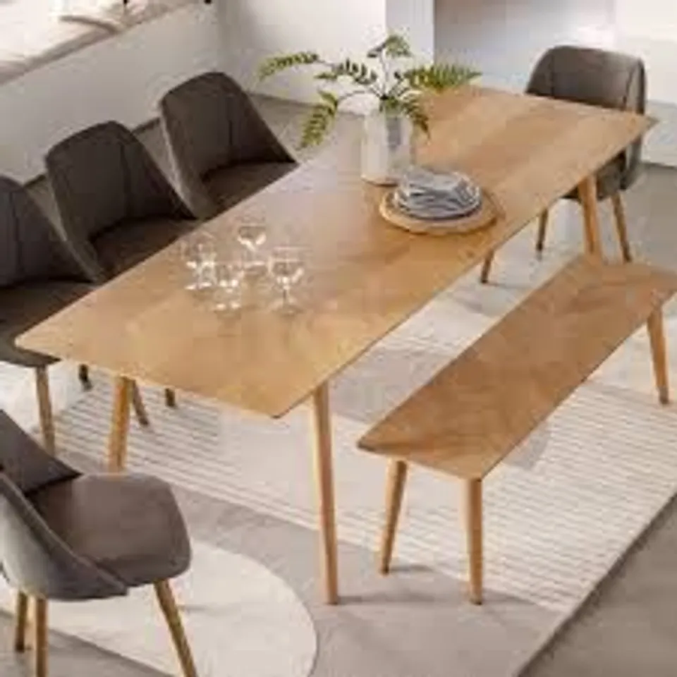 BOXED GALLERY DIRECT MILANO EXTENDING DINING TABLE - OAK (1 BOX)