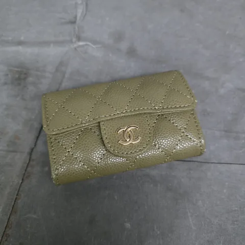 CHANEL PURSE WITH CC LOGO – OLIVE GREEN