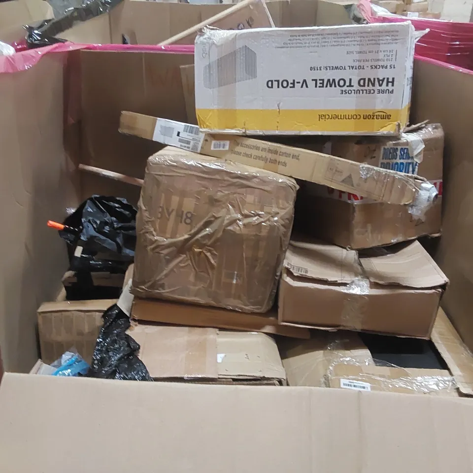 PALLET OF ASSORTED ITEMS INCLUDING: OFFICE CHAIR, TOWEL WARMER, BUG-A-SALT GUN, LED AQUARIUM LIGHT, ARTIFICIAL TREE ECT