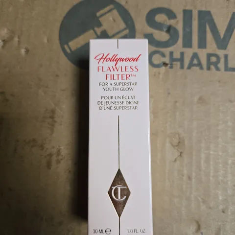 CHARLOTTE TILBURY HOLLYWOOD FLAWLESS FILTER – SHADE 5 TAN/DORÉ – 30 ML