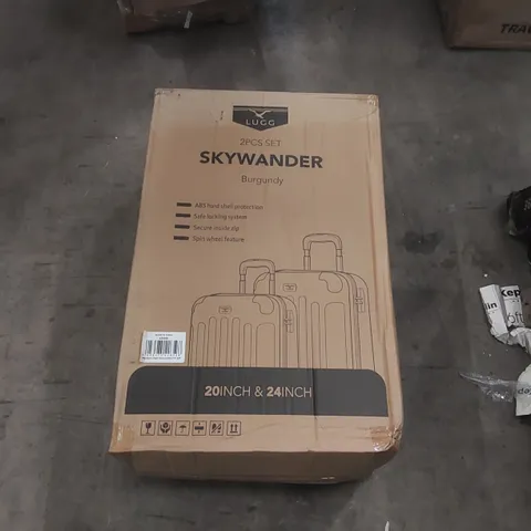 BOXED LUGG LIGHTWEIGHT TRAVEL SUITCASE