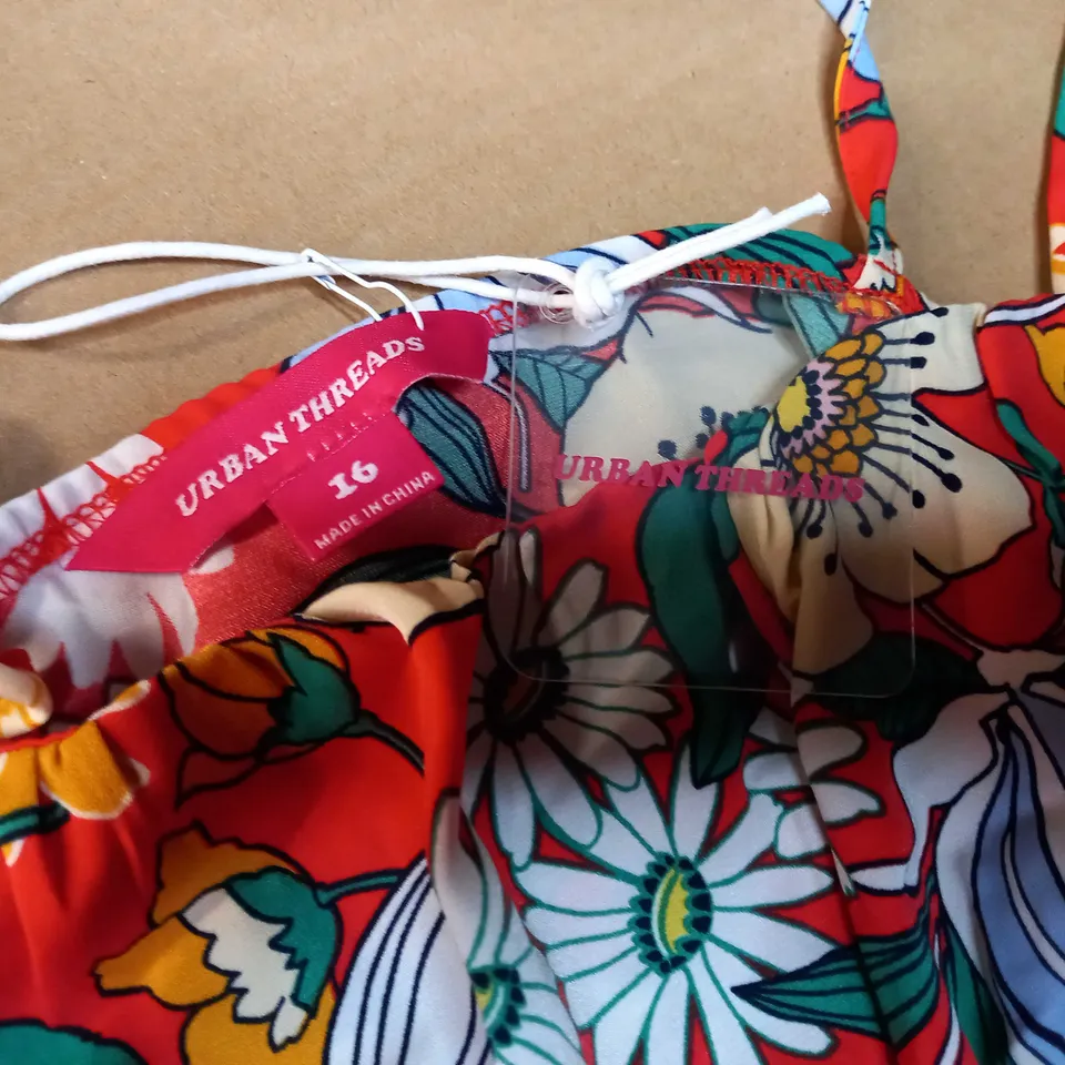 URBAN THREADS RED JUNGLE FLORAL PRINT DRESS - SIZE 16